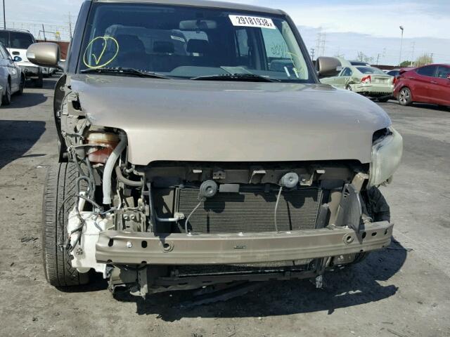 JTLZE4FE5B1124463 - 2011 TOYOTA SCION XB 棕色 照片 9