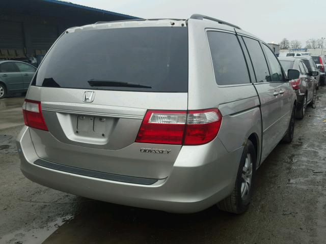 5FNRL387X5B125338 - 2005 HONDA ODYSSEY EX SILVER photo 4