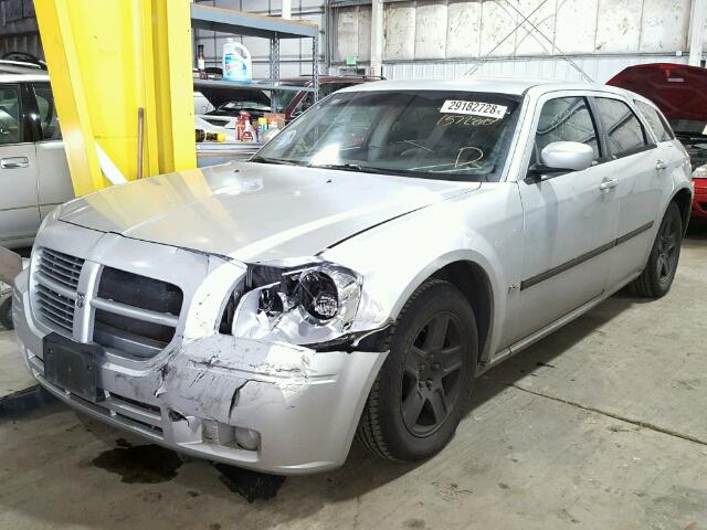 2D4FV47V96H157280 - 2006 DODGE MAGNUM SXT WHITE photo 2