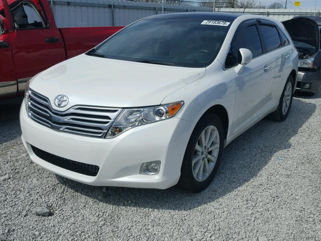 4T3ZA3BB2AU029260 - 2010 TOYOTA VENZA BASE WHITE photo 2