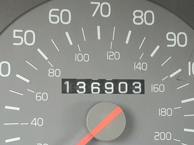 YV1KW9608W1046045 - 1998 VOLVO V90 Серебристый фото 8