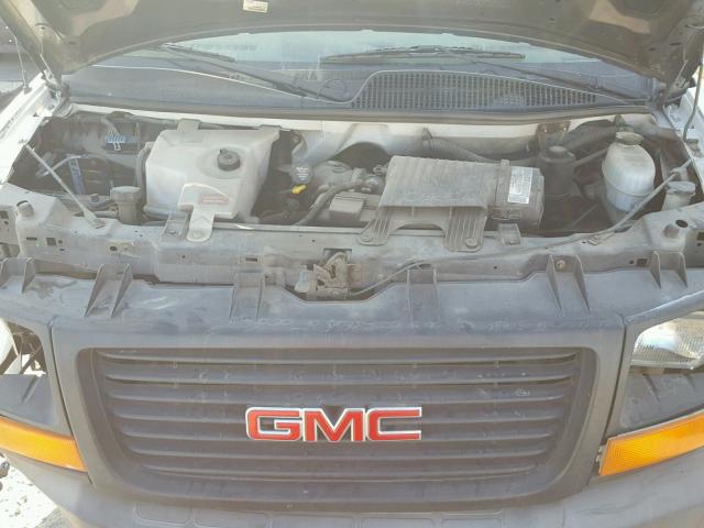 1GDGG31V251902099 - 2005 GMC SAVANA CUT WHITE photo 7