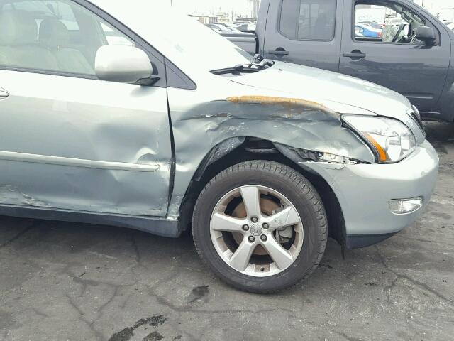 JTJGA31U350057165 - 2005 LEXUS RX 330 GRAY photo 9