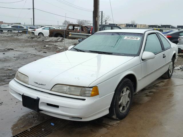 1FAPP6242PH204619 - 1993 FORD THUNDERBIR WHITE photo 2