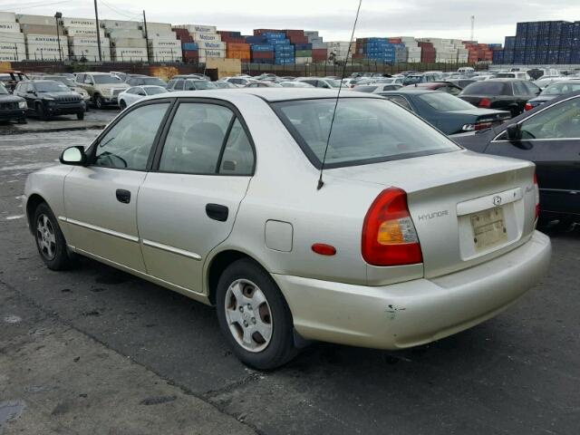 KMHCG45C01U182257 - 2001 HYUNDAI ACCENT GL GOLD photo 3