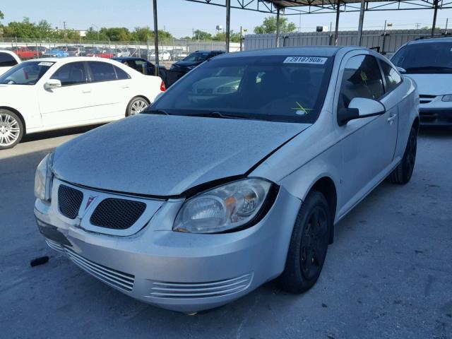 1G2AS18H597159538 - 2009 PONTIAC G5 SILVER photo 2