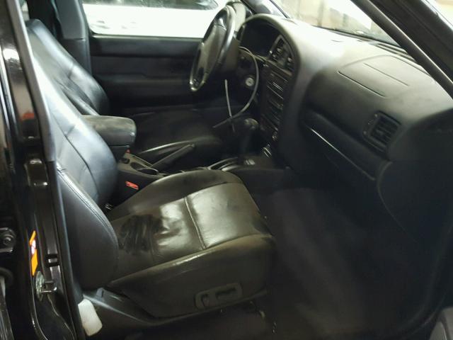 JN8DR09Y81W589947 - 2001 NISSAN PATHFINDER BLACK photo 5