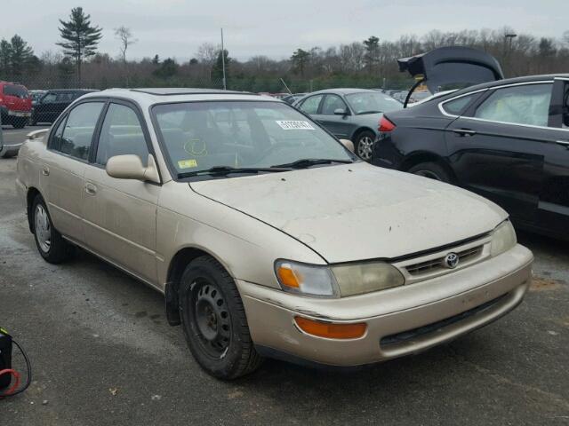 2T1BB02E8TC153229 - 1996 TOYOTA COROLLA DX GOLD photo 1