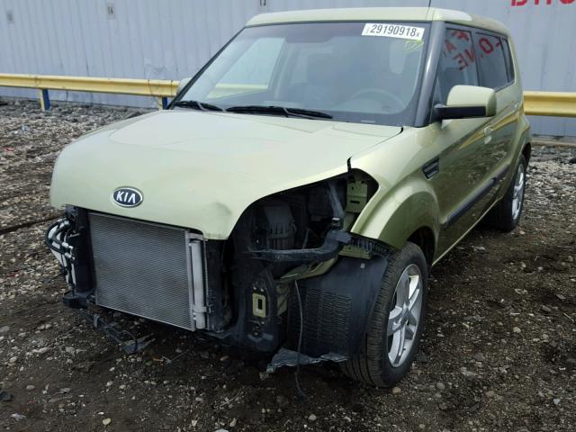 KNDJT2A22A7193784 - 2010 KIA SOUL + GREEN photo 2