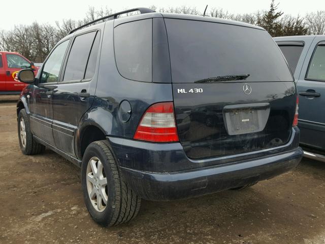 4JGAB72E3YA174579 - 2000 MERCEDES-BENZ ML 430 BLUE photo 3