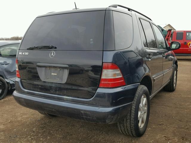 4JGAB72E3YA174579 - 2000 MERCEDES-BENZ ML 430 BLUE photo 4