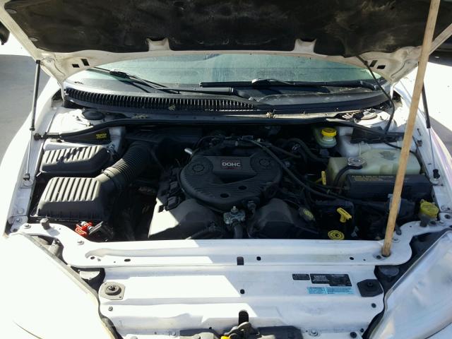 2B3HD46R9YH295631 - 2000 DODGE INTREPID WHITE photo 7