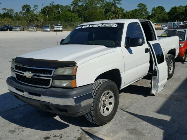 1GCEK19B66Z148216 - 2006 CHEVROLET SILVERADO WHITE photo 2