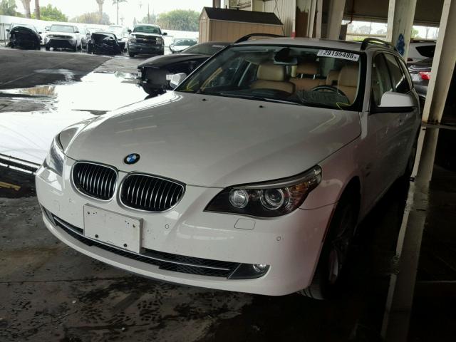 WBAPT7C52AC237947 - 2010 BMW 535 XI Biały zdjęcie 2