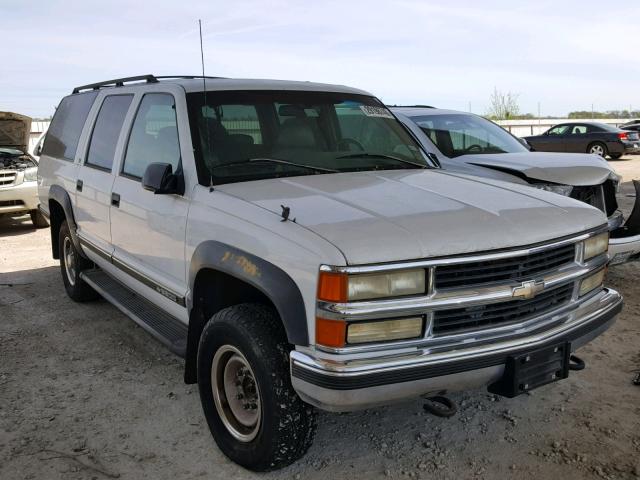 3GNGK26J5TG149385 - 1996 CHEVROLET SUBURBAN K WHITE photo 1