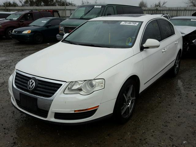 WVWAK93C66P073723 - 2006 VOLKSWAGEN PASSAT 2.0 WHITE photo 2