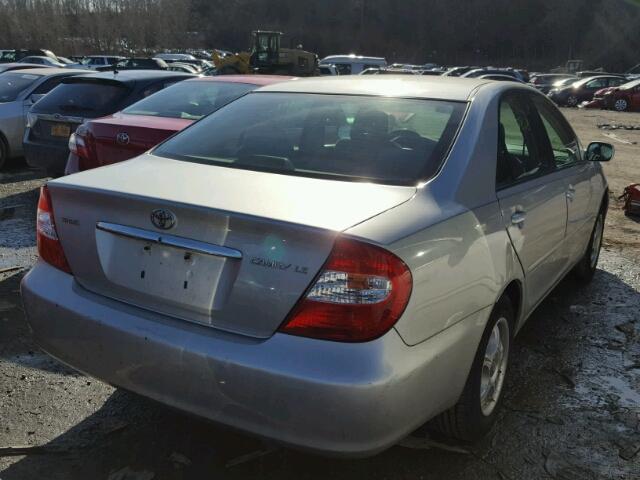 4T1BE32K24U833867 - 2004 TOYOTA CAMRY LE SILVER photo 4