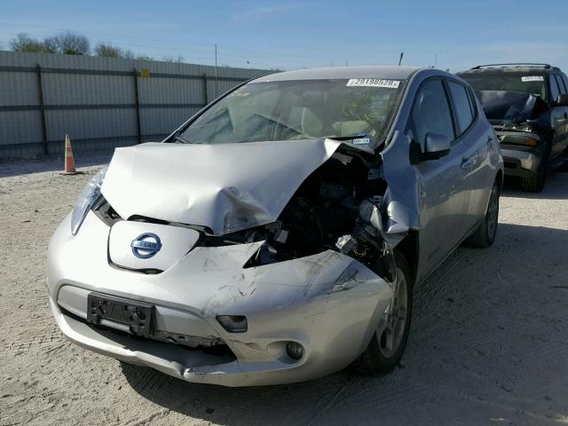 JN1AZ0CP8BT004482 - 2011 NISSAN LEAF SV SILVER photo 2