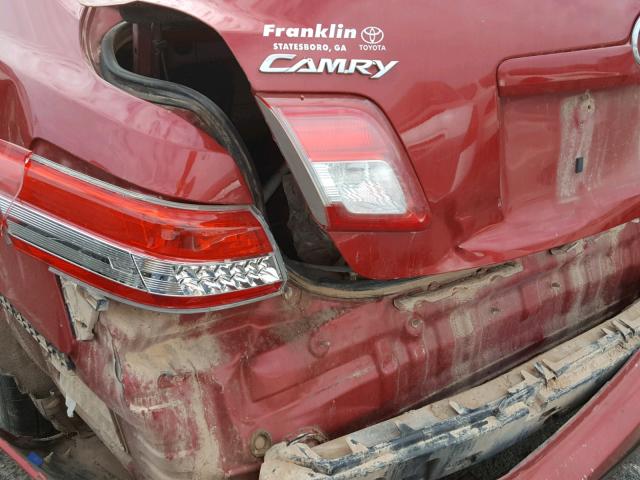 4T1BF3EK2BU581608 - 2011 TOYOTA CAMRY BASE RED photo 9