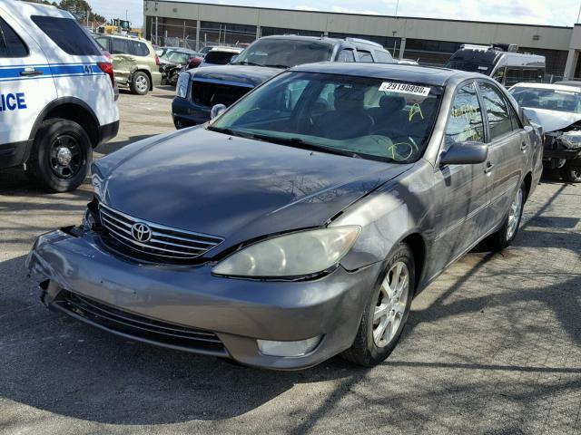 4T1BE30K66U714161 - 2006 TOYOTA CAMRY LE GRAY photo 2