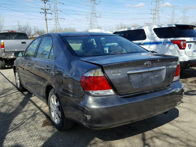 4T1BE30K66U714161 - 2006 TOYOTA CAMRY LE GRAY photo 3