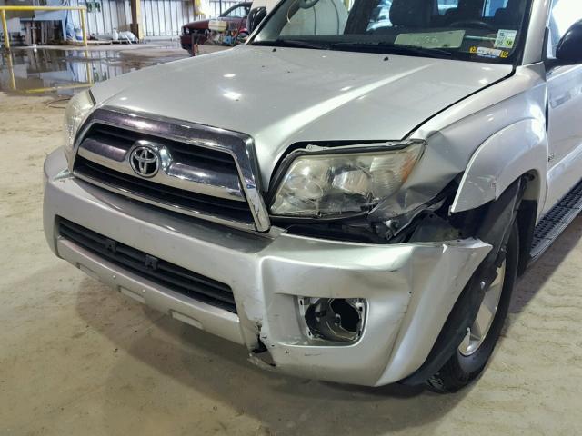 JTEZU14R78K022390 - 2008 TOYOTA 4RUNNER SR SILVER photo 9