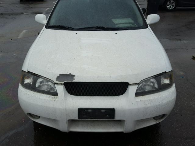 3N1AB51DX2L713963 - 2002 NISSAN SENTRA SE- WHITE photo 9