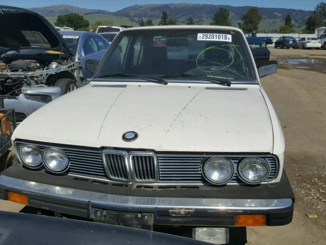 WBADK830XJ9890345 - 1988 BMW 528 E AUTO WHITE photo 9