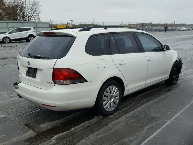 3VWPZ7AJ5BM713543 - 2011 VOLKSWAGEN JETTA S WHITE photo 4