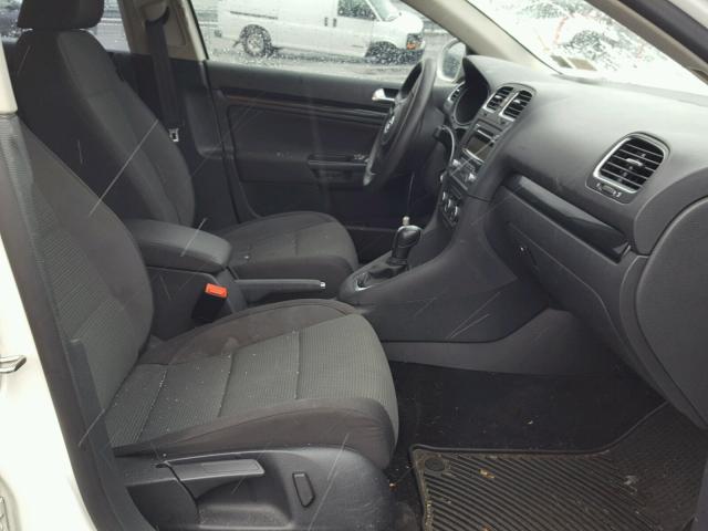 3VWPZ7AJ5BM713543 - 2011 VOLKSWAGEN JETTA S 白色 照片 5