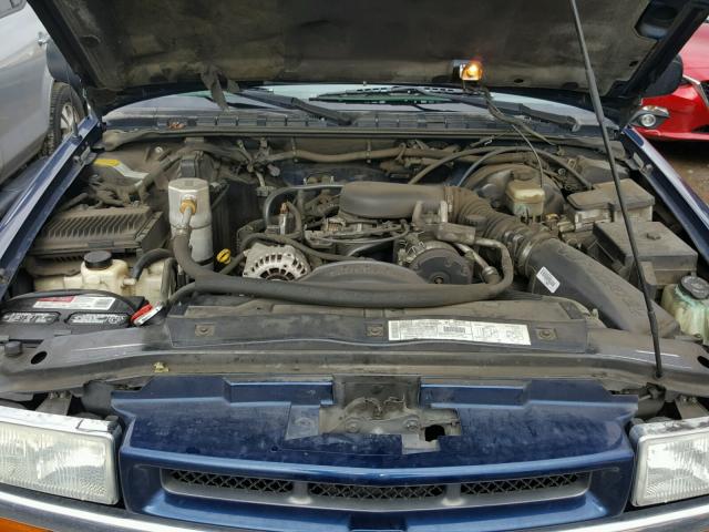 1GNCS13W0Y2285108 - 2000 CHEVROLET BLAZER BLUE photo 7