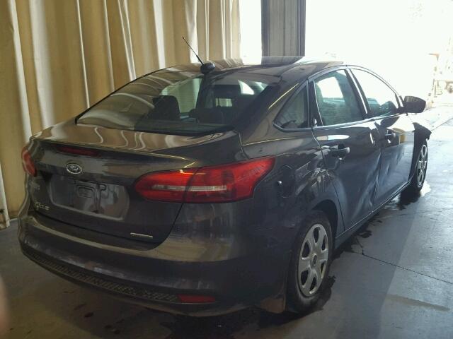 1FADP3E2XGL221208 - 2016 FORD FOCUS S CHARCOAL photo 4