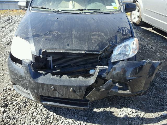 KL1TD56697B071391 - 2007 CHEVROLET AVEO BASE Czarny zdjęcie 7