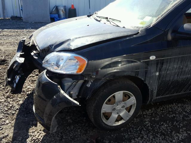 KL1TD56697B071391 - 2007 CHEVROLET AVEO BASE Czarny zdjęcie 9