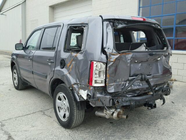 5FNYF4H25FB075995 - 2015 HONDA PILOT LX GRAY photo 3