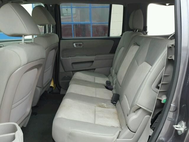 5FNYF4H25FB075995 - 2015 HONDA PILOT LX GRAY photo 6