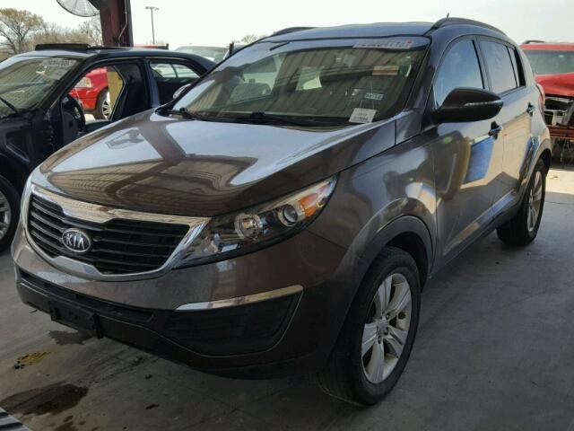 KNDPB3A21C7313192 - 2012 KIA SPORTAGE B BROWN photo 2