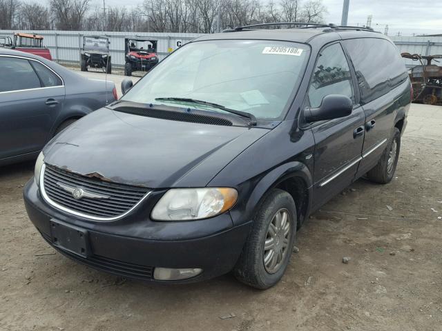 2C4GP54L74R518288 - 2004 CHRYSLER TOWN & COU BLACK photo 2