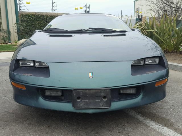 2G1FP22S4R2208158 - 1994 CHEVROLET CAMARO GREEN photo 9