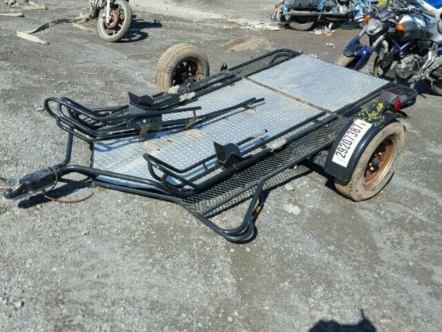 29207387 - 2013 TRAIL KING TRAILER BLACK photo 2