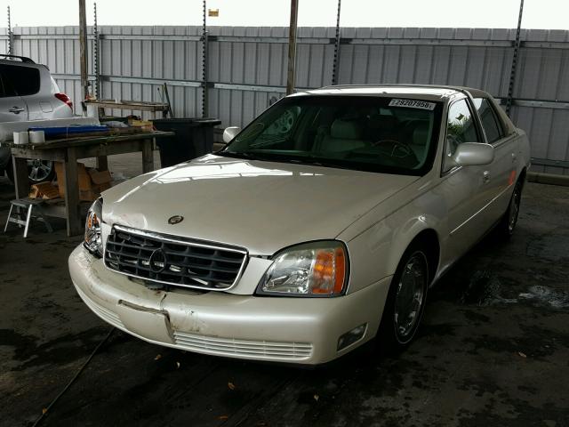 1G6KE57Y01U207620 - 2001 CADILLAC DEVILLE DH WHITE photo 2