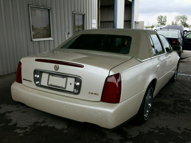 1G6KE57Y01U207620 - 2001 CADILLAC DEVILLE DH WHITE photo 4