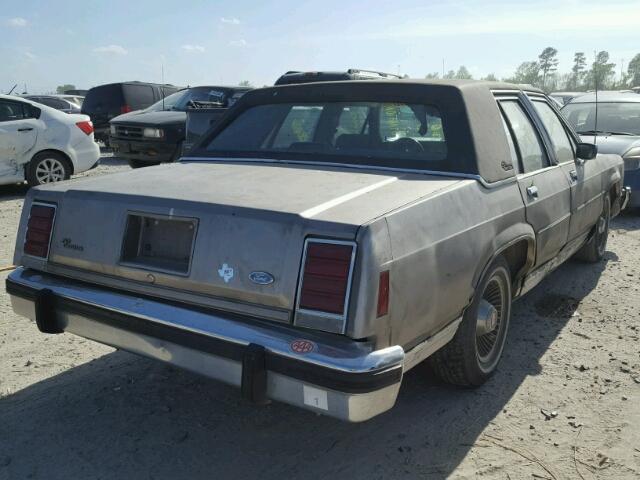 2FABP43F4GX215944 - 1986 FORD LTD CROWN GRAY photo 4