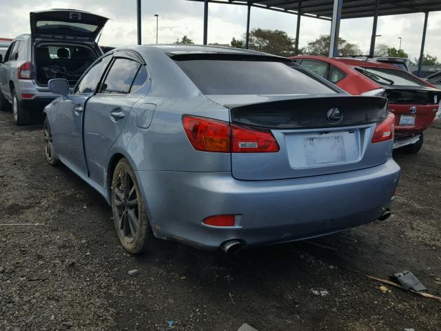 JTHBE262665008502 - 2006 LEXUS IS 350 BLUE photo 3