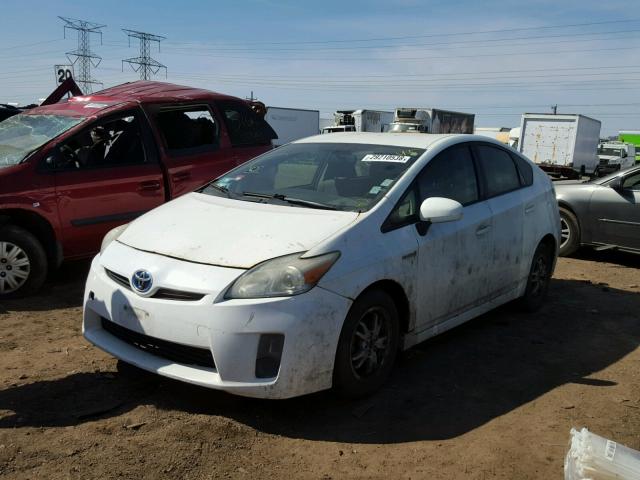 JTDKN3DU6A5066050 - 2010 TOYOTA PRIUS WHITE photo 2