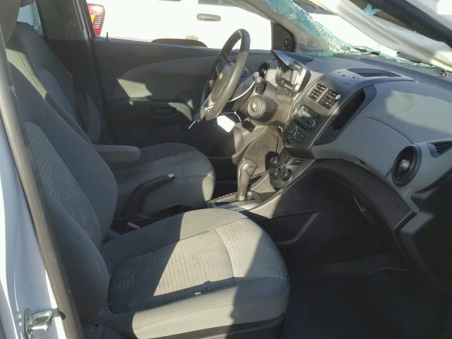 1G1JA5SH8C4150882 - 2012 CHEVROLET SONIC LS 白色 照片 5