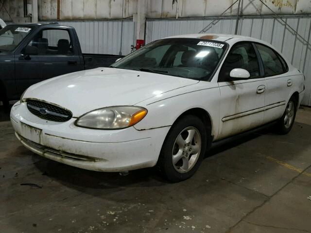 1FAFP53U4YG134343 - 2000 FORD TAURUS SE WHITE photo 2