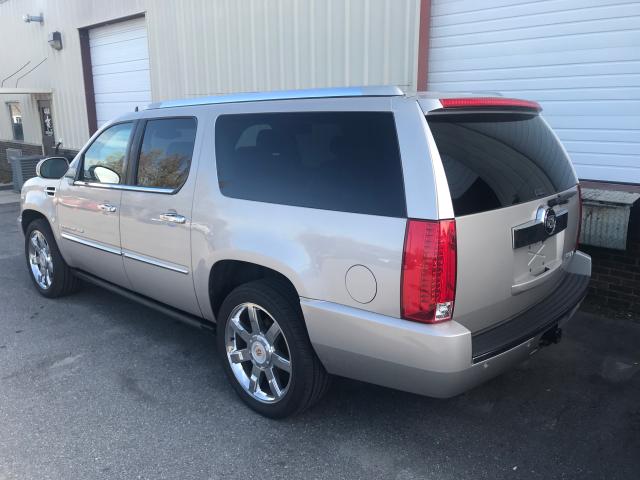 1GYFK66828R259692 - 2008 CADILLAC ESCALADE E SILVER photo 3