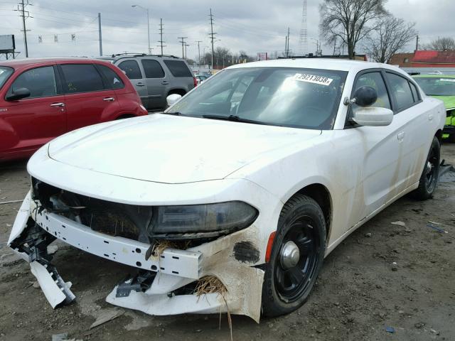 2C3CDXAG9FH851762 - 2015 DODGE CHARGER PO WHITE photo 2