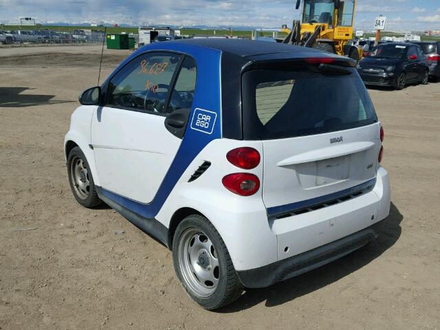 WMEEJ3BA6EK764622 - 2014 SMART FORTWO PUR WHITE photo 3